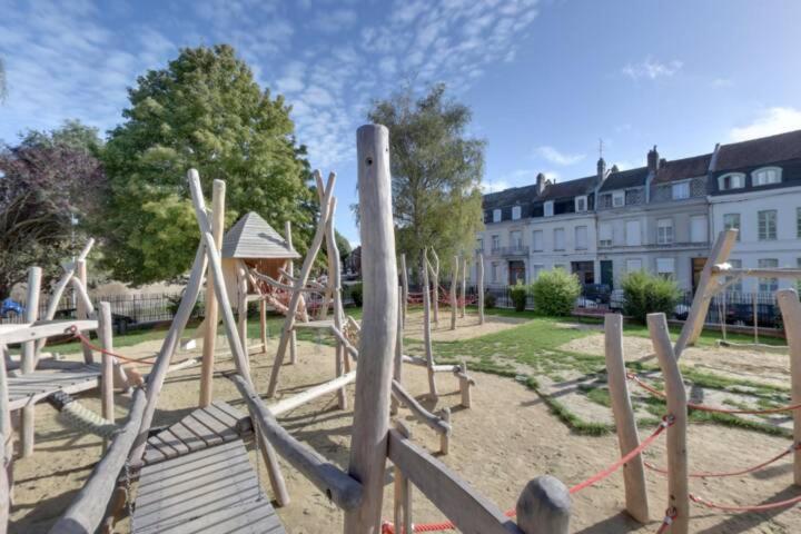 Lerelaisdodileqsl - Cambrai - Hyper Centre - Free Wifi - Ideal Couple & Famille Экстерьер фото