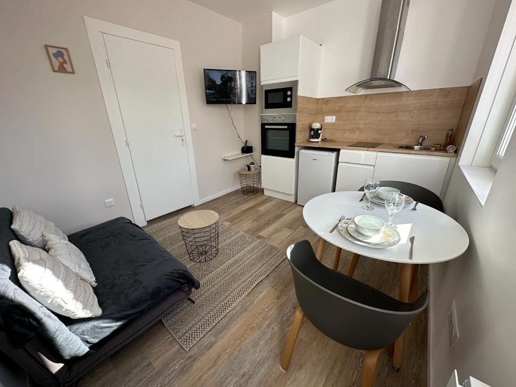 Lerelaisdodileqsl - Cambrai - Hyper Centre - Free Wifi - Ideal Couple & Famille Экстерьер фото